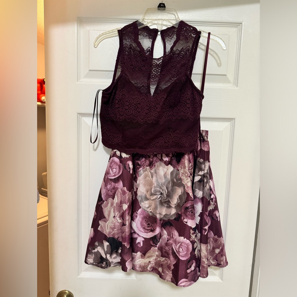 2 piece prom/ formal junior dress in size 5